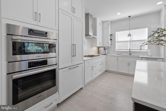 3900 CRANES BILL CT, Rockville, MD 20852