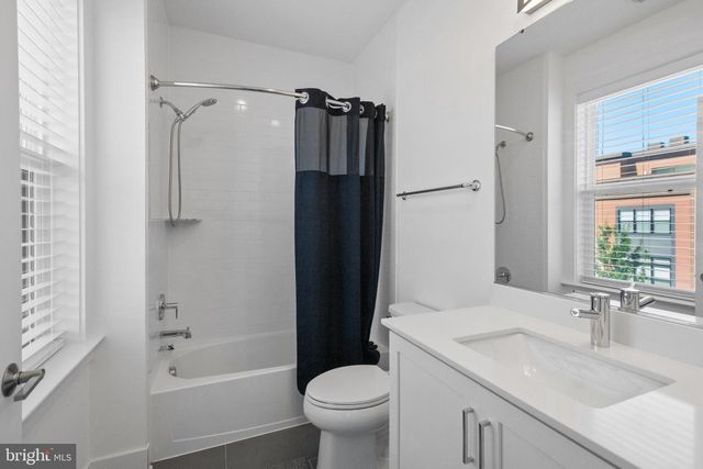 3900 CRANES BILL CT, Rockville, MD 20852