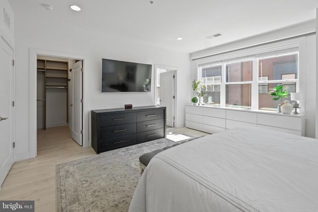 3900 CRANES BILL CT, Rockville, MD 20852