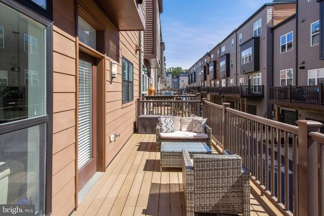 3900 CRANES BILL CT, Rockville, MD 20852