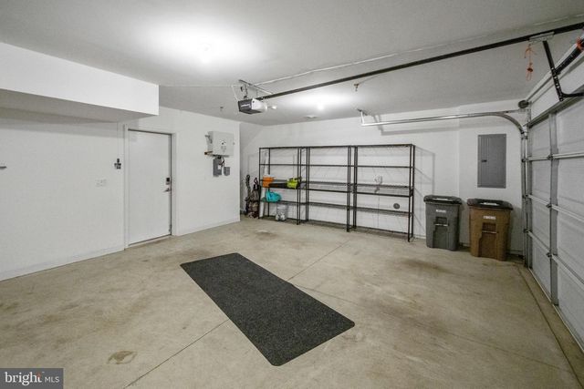 3900 CRANES BILL CT, Rockville, MD 20852