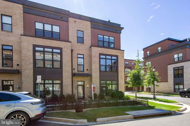 3900 CRANES BILL CT, Rockville, MD 20852