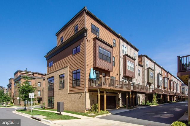 3900 CRANES BILL CT, Rockville, MD 20852