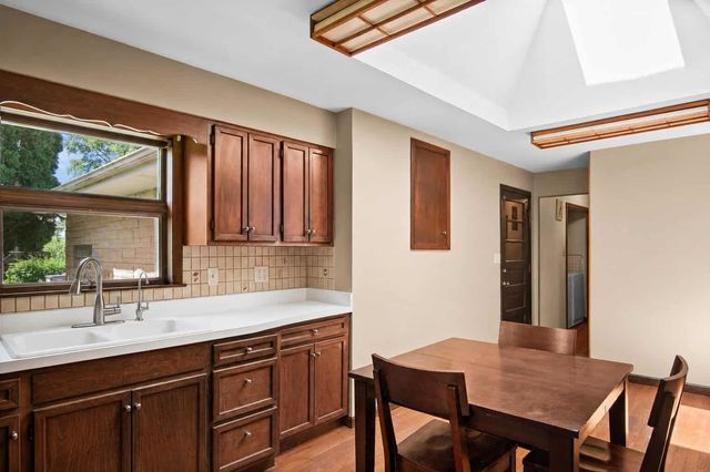 6N192 Weber Drive, St. Charles, IL 60174