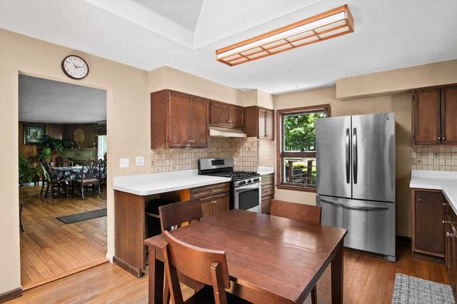 6N192 Weber Drive, St. Charles, IL 60174