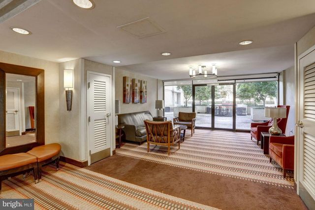 950 25TH ST NW #721N, Washington, DC 20037