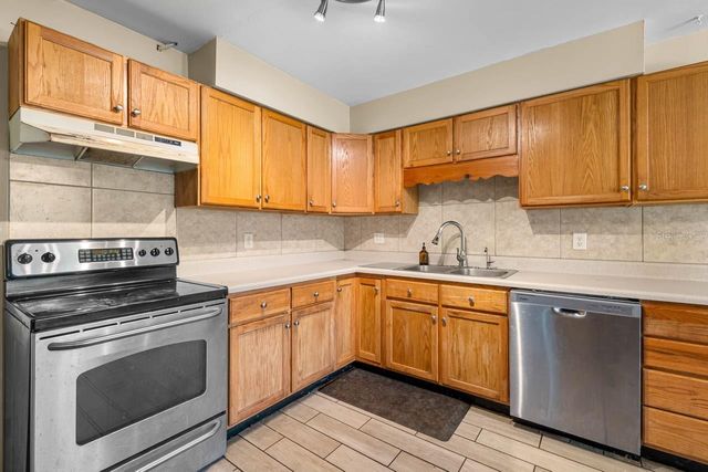 201 MASON STREET, Brandon, FL 33511