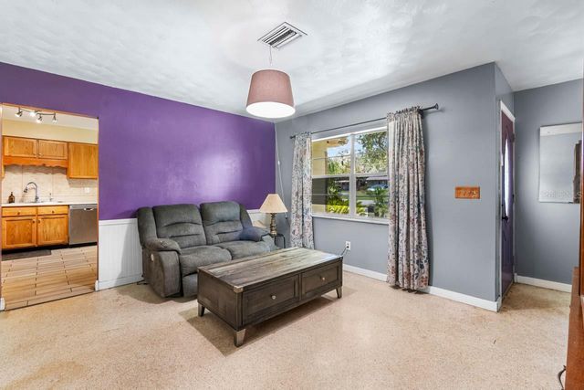 201 MASON STREET, Brandon, FL 33511