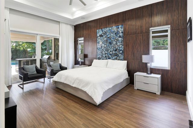 740 SW 18th St, Boca Raton, FL 33486