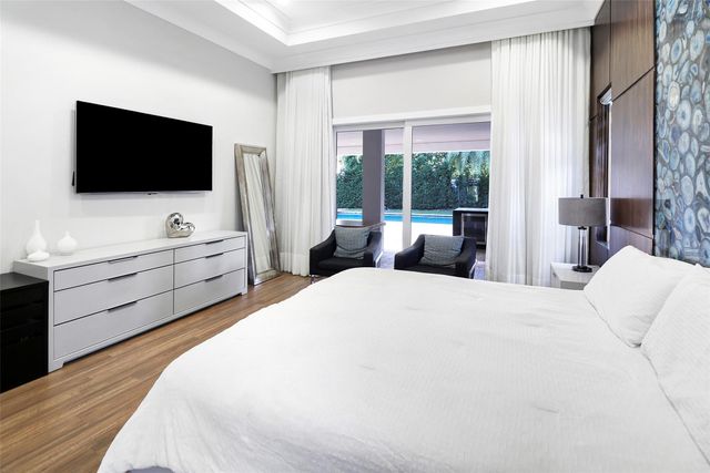 740 SW 18th St, Boca Raton, FL 33486