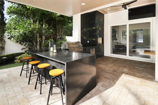 740 SW 18th St, Boca Raton, FL 33486