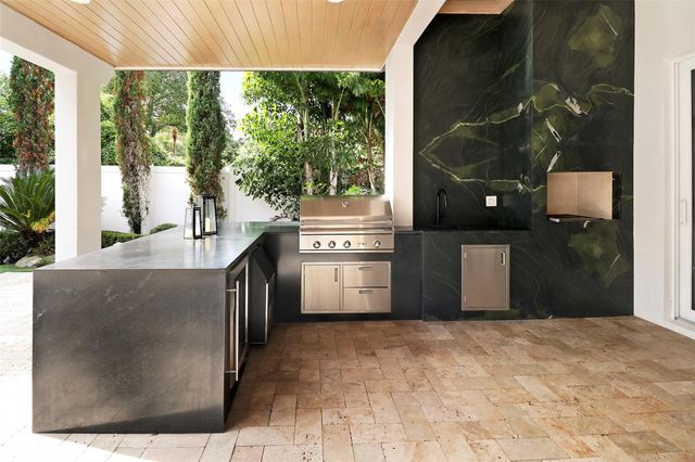 740 SW 18th St, Boca Raton, FL 33486