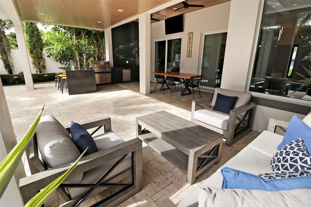 740 SW 18th St, Boca Raton, FL 33486