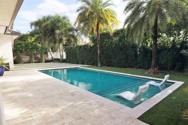 740 SW 18th St, Boca Raton, FL 33486