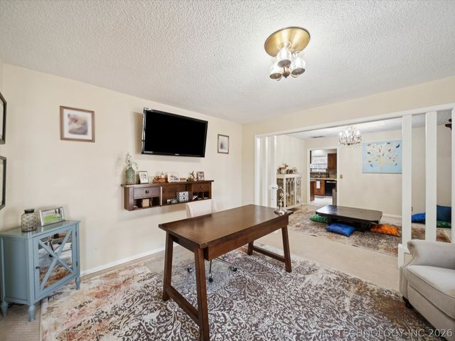 1713 W Van Buren Court, Broken Arrow, OK 74011