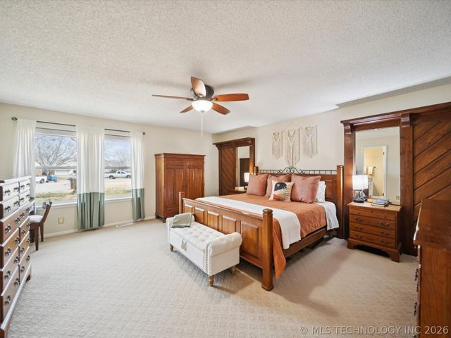 1713 W Van Buren Court, Broken Arrow, OK 74011