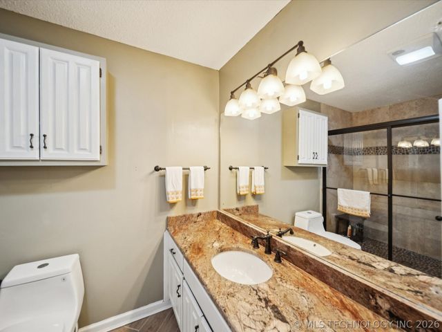 1713 W Van Buren Court, Broken Arrow, OK 74011