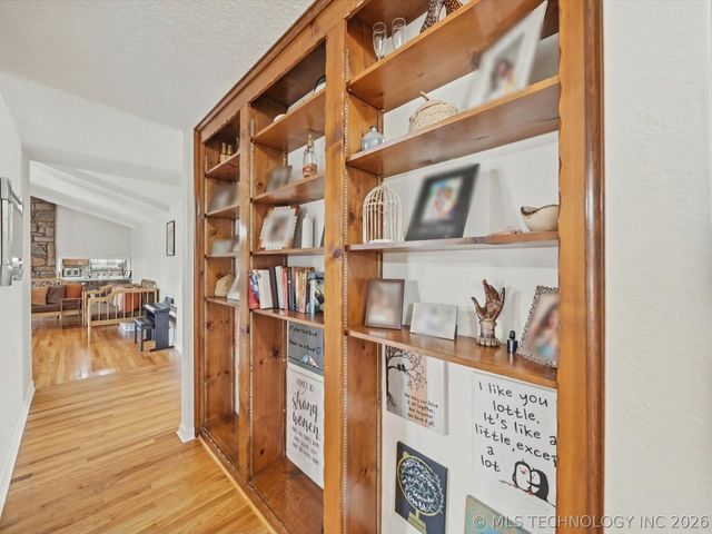 1713 W Van Buren Court, Broken Arrow, OK 74011