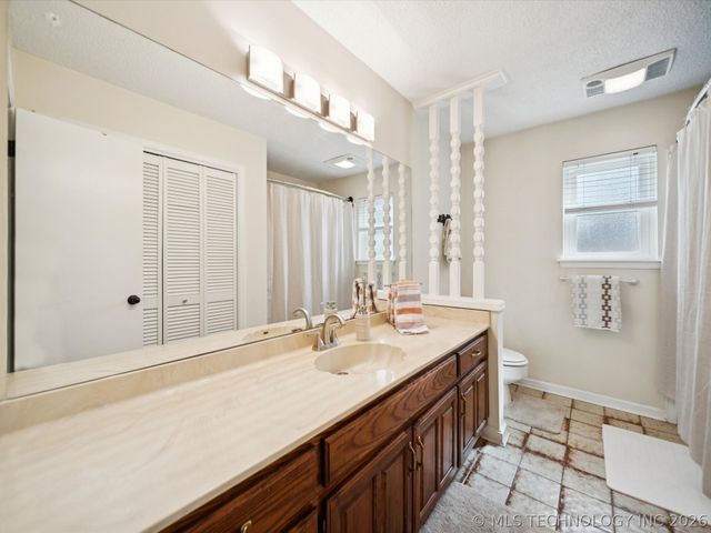 1713 W Van Buren Court, Broken Arrow, OK 74011