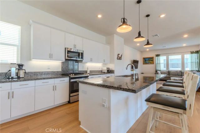 27504 Illumination Court, Valencia, CA 91381