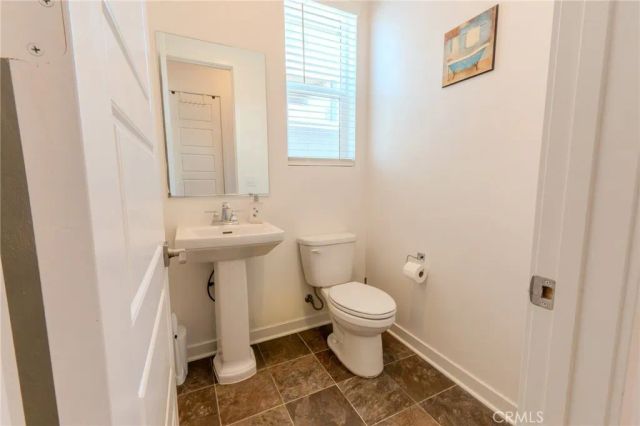 27504 Illumination Court, Valencia, CA 91381