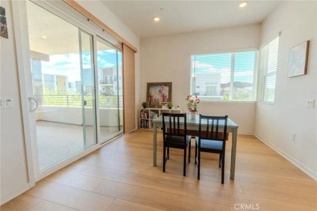 27504 Illumination Court, Valencia, CA 91381