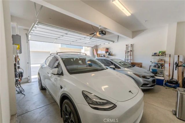 27504 Illumination Court, Valencia, CA 91381
