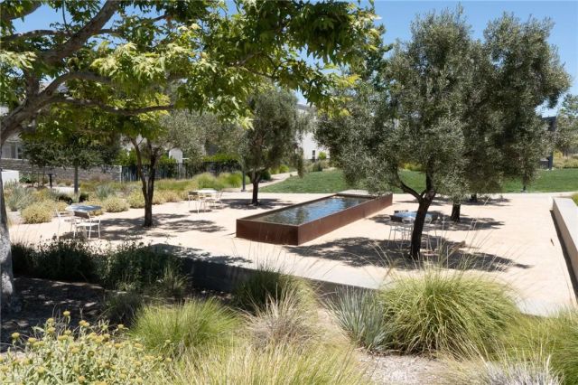 27504 Illumination Court, Valencia, CA 91381