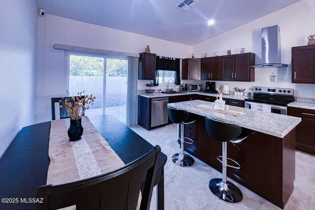 1355 Alma Court, Rio Rico, AZ 85648