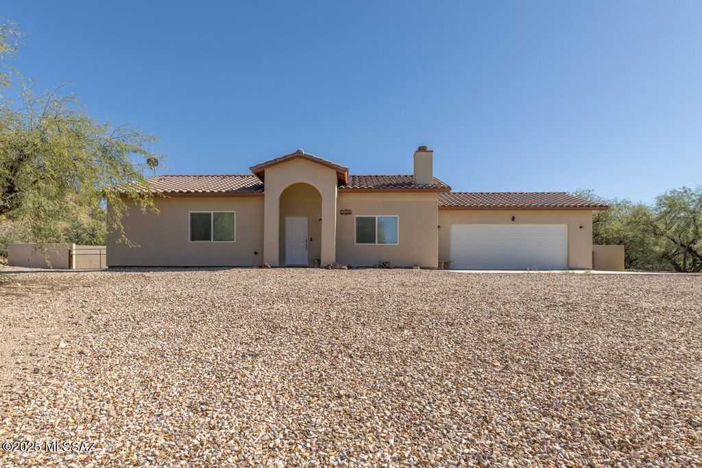 1355 Alma Court, Rio Rico, AZ 85648