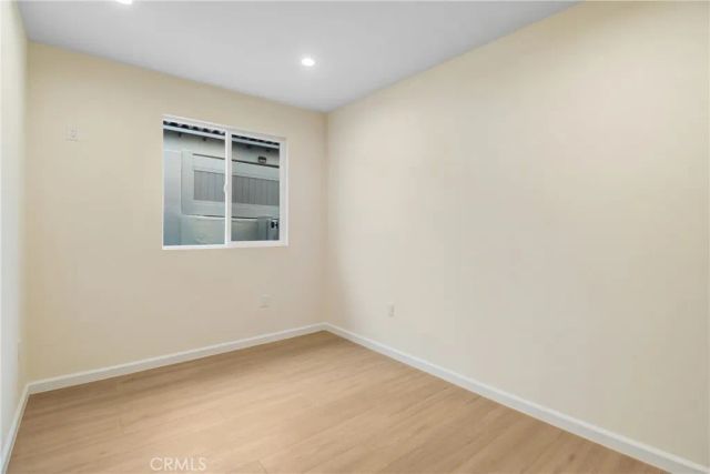 1013 E Angeleno Avenue, Burbank, CA 91501