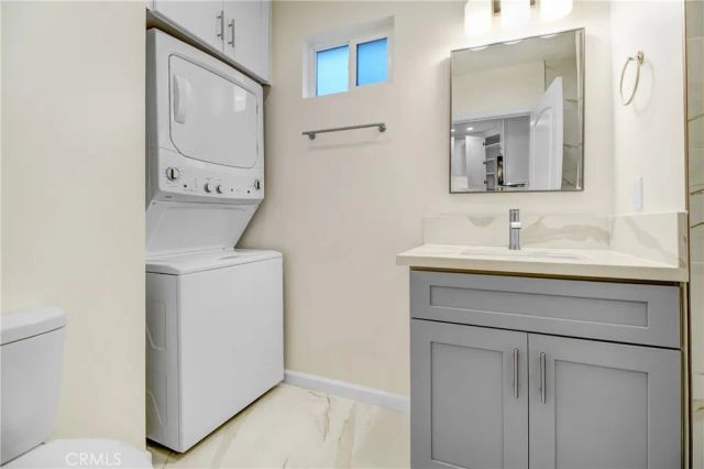 1013 E Angeleno Avenue, Burbank, CA 91501