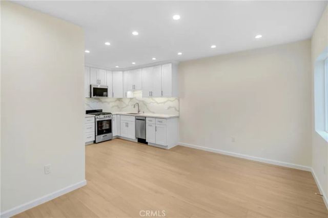 1013 E Angeleno Avenue, Burbank, CA 91501