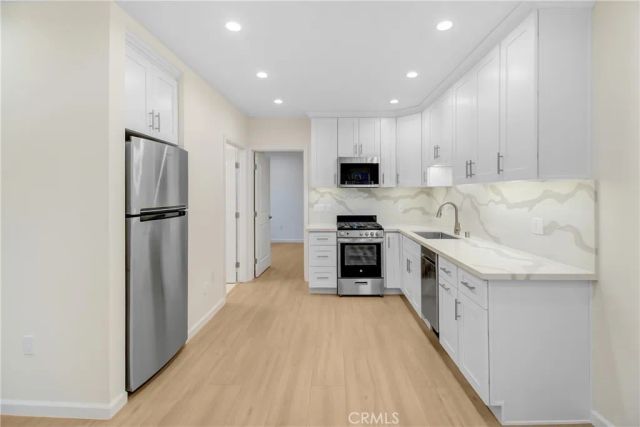 1013 E Angeleno Avenue, Burbank, CA 91501