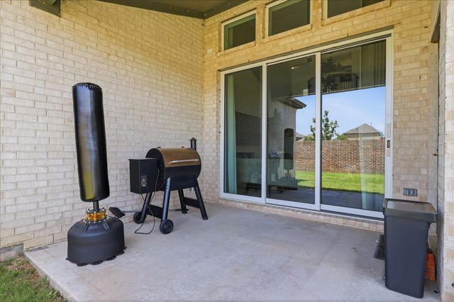 2276 Valencia Drive, Little Elm, TX 75068
