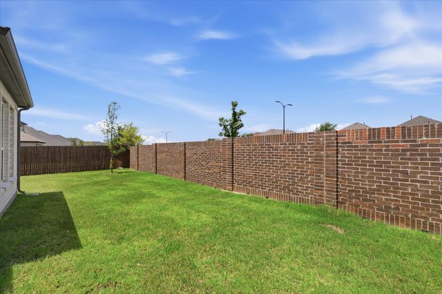 2276 Valencia Drive, Little Elm, TX 75068