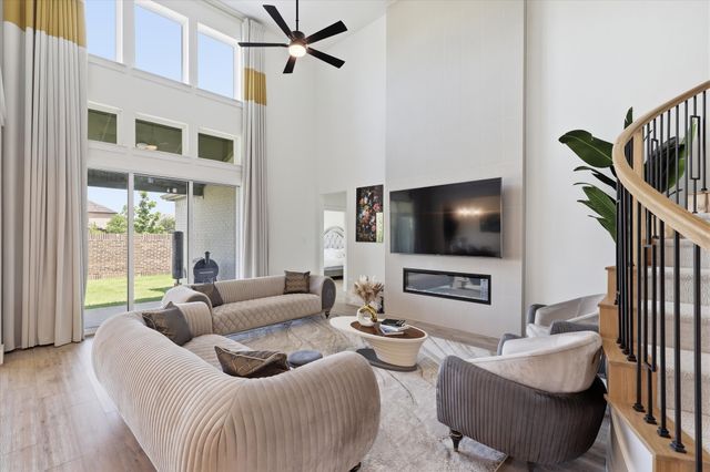 2276 Valencia Drive, Little Elm, TX 75068
