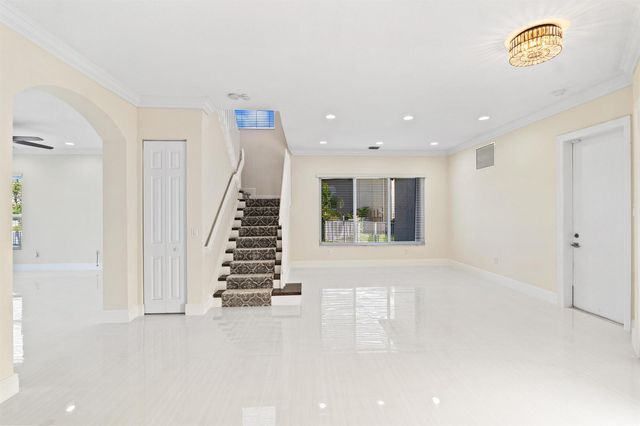 5422 SW 185th Terrace, Miramar, FL 33029