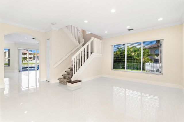5422 SW 185th Terrace, Miramar, FL 33029