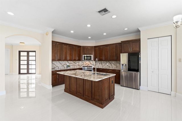 5422 SW 185th Terrace, Miramar, FL 33029