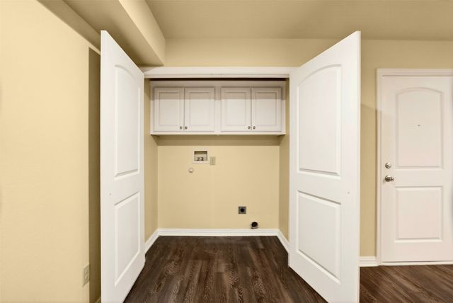 1716 S Waco Street, Van Alstyne, TX 75495