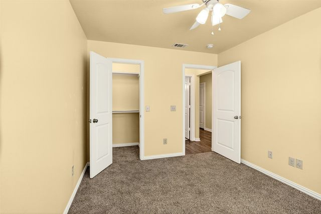 1716 S Waco Street, Van Alstyne, TX 75495