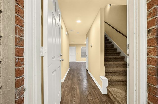 1716 S Waco Street, Van Alstyne, TX 75495