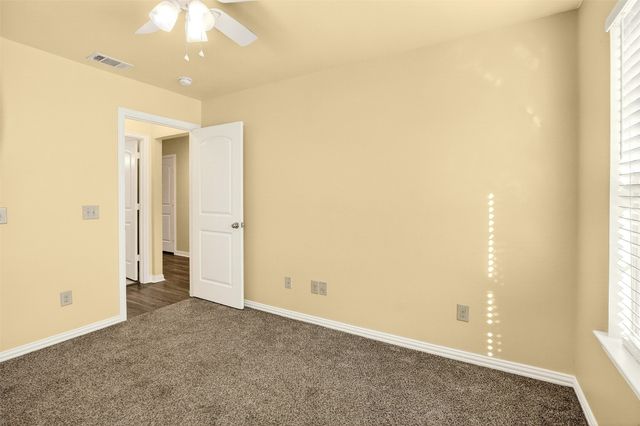 1716 S Waco Street, Van Alstyne, TX 75495