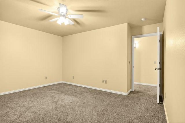 1716 S Waco Street, Van Alstyne, TX 75495