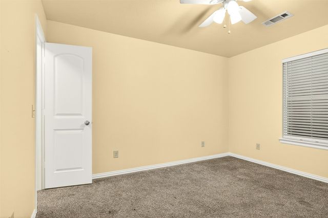 1716 S Waco Street, Van Alstyne, TX 75495