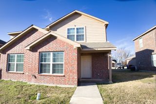 1716 S Waco Street, Van Alstyne, TX 75495