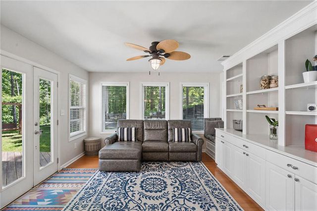 954 Wandering Vine Drive SE, Mableton, GA 30126