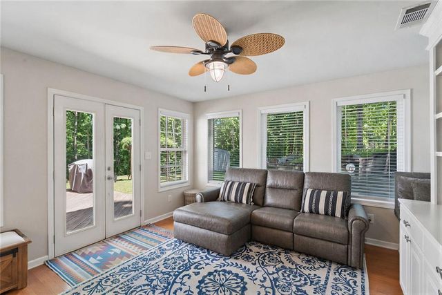 954 Wandering Vine Drive SE, Mableton, GA 30126