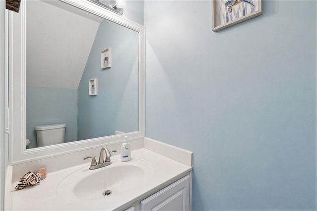954 Wandering Vine Drive SE, Mableton, GA 30126